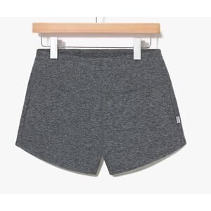 New With Tags FEAT Women's Shorts in Heather Gray Size Roam Fabric Large